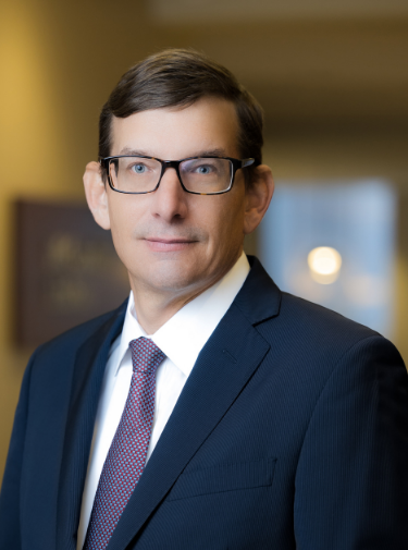 Headshot of civil litigation attorney J. Matthew Haynes, Jr. of law firm McCandlish Holton in Richmond, Virginia.