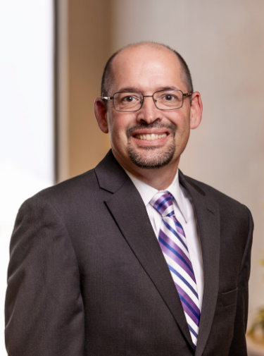 Web Bio Headshot_Jim Snyder_375x505 (4)